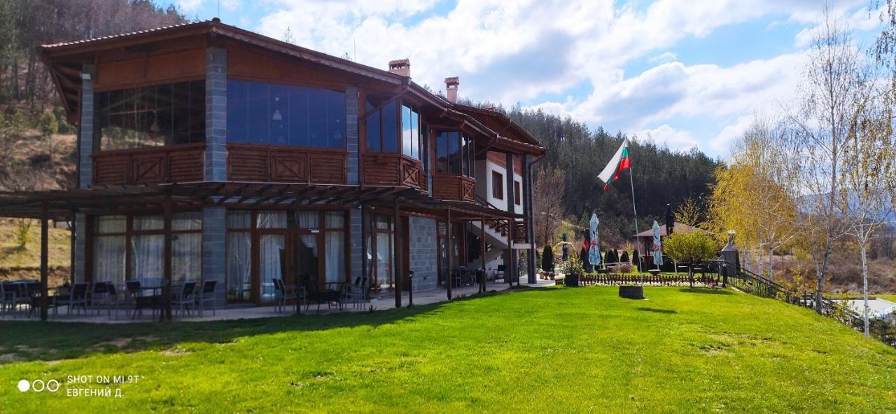Alpine Garden Ξενοδοχείο Simitli